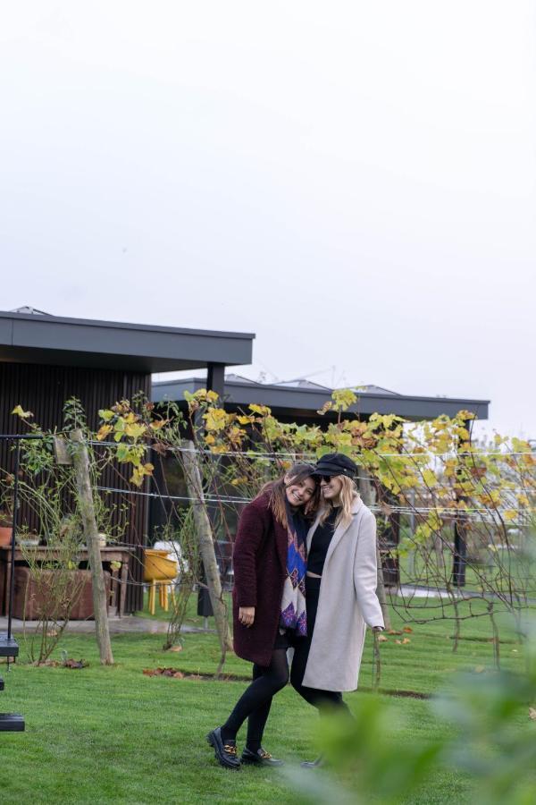 Villa Life Contains Beautiful Things Almere Esterno foto